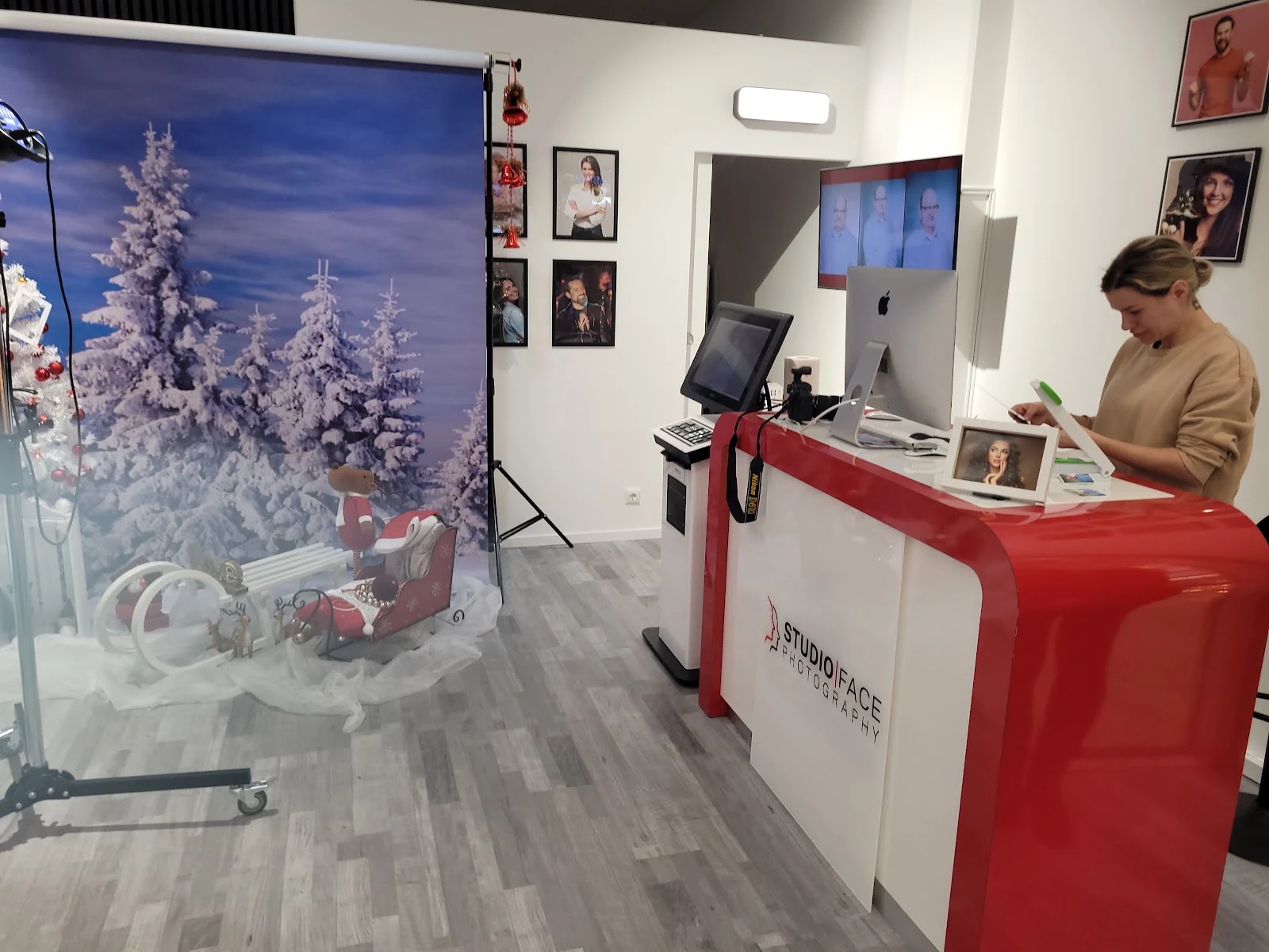 Foto Larsen - Fotostudio & Fachgeschäft Bild 1